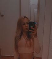 Karolina Kwiecień - Ostrowiec Świętokrzyski, Wiek 31. Dołącz tak samo jak Karolina do najlepszych hostess, modelek i fotomodelek w Polsce